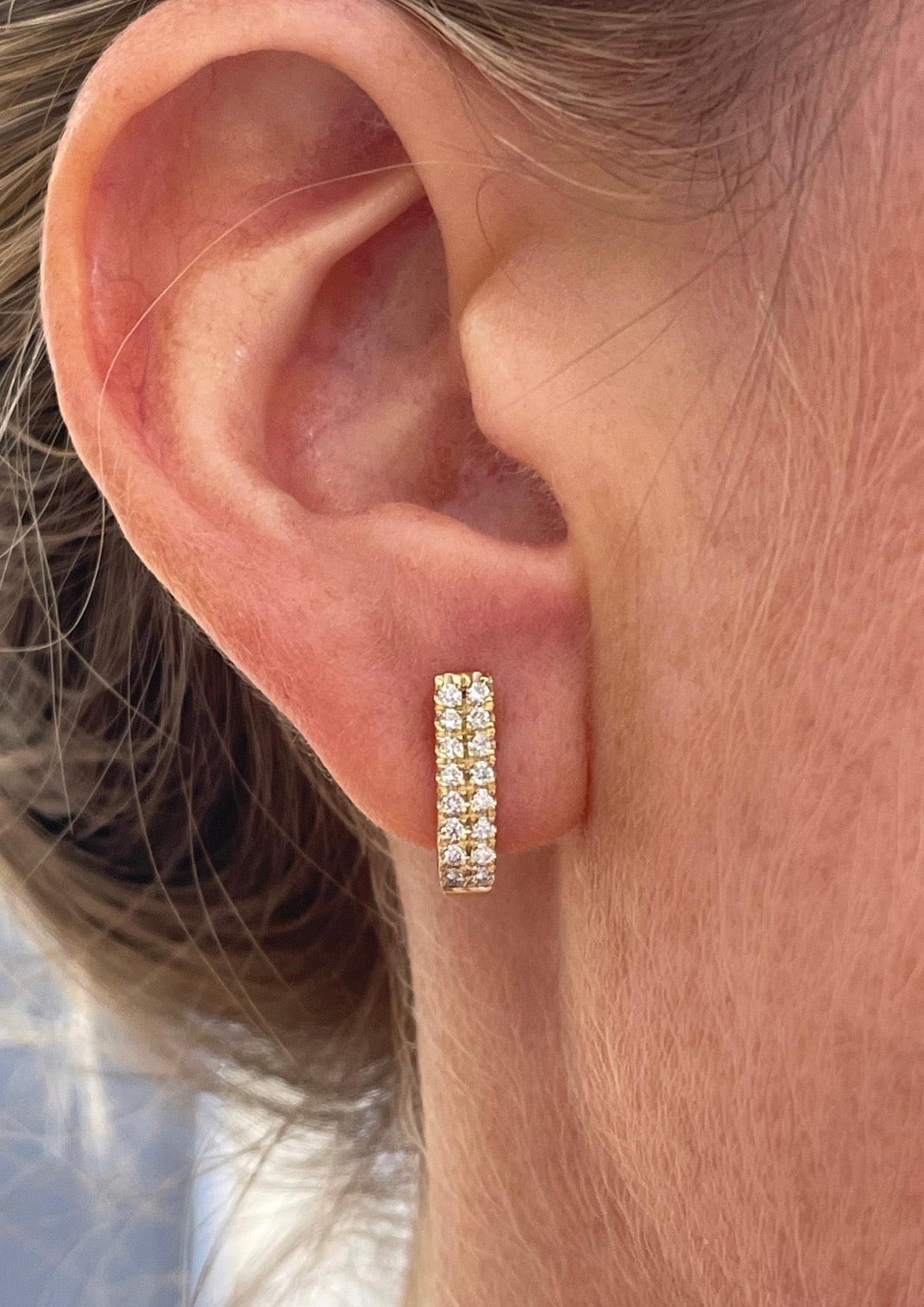 Double row diamond Huggies