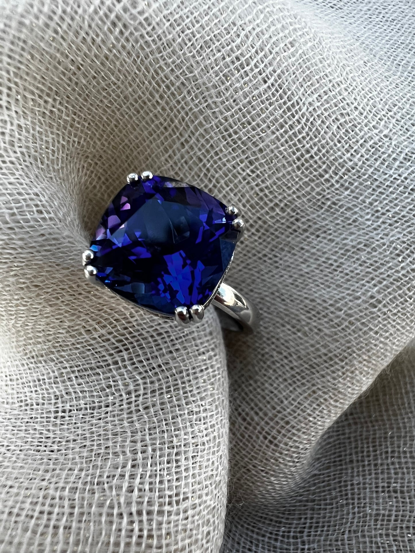 Cushion cut Tanzanite ring