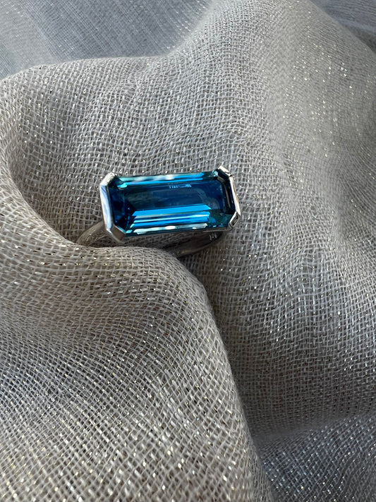 Topaz ring