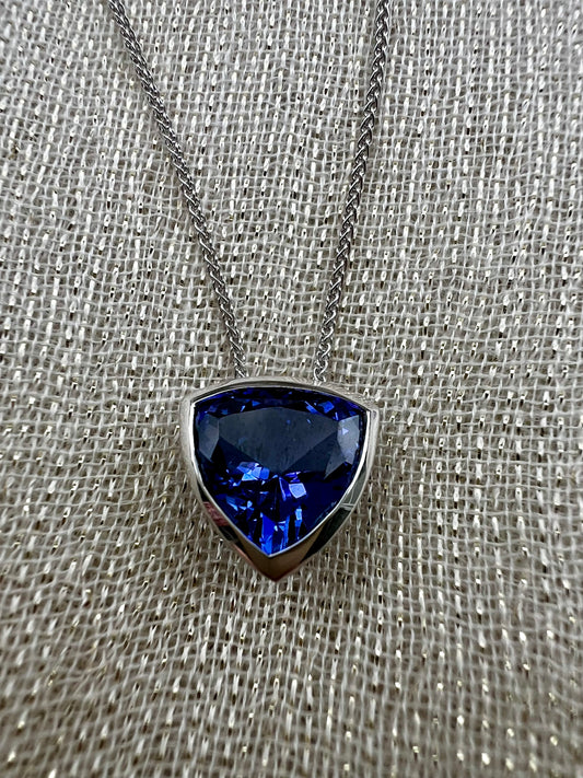 Tanzanite trillion pendant