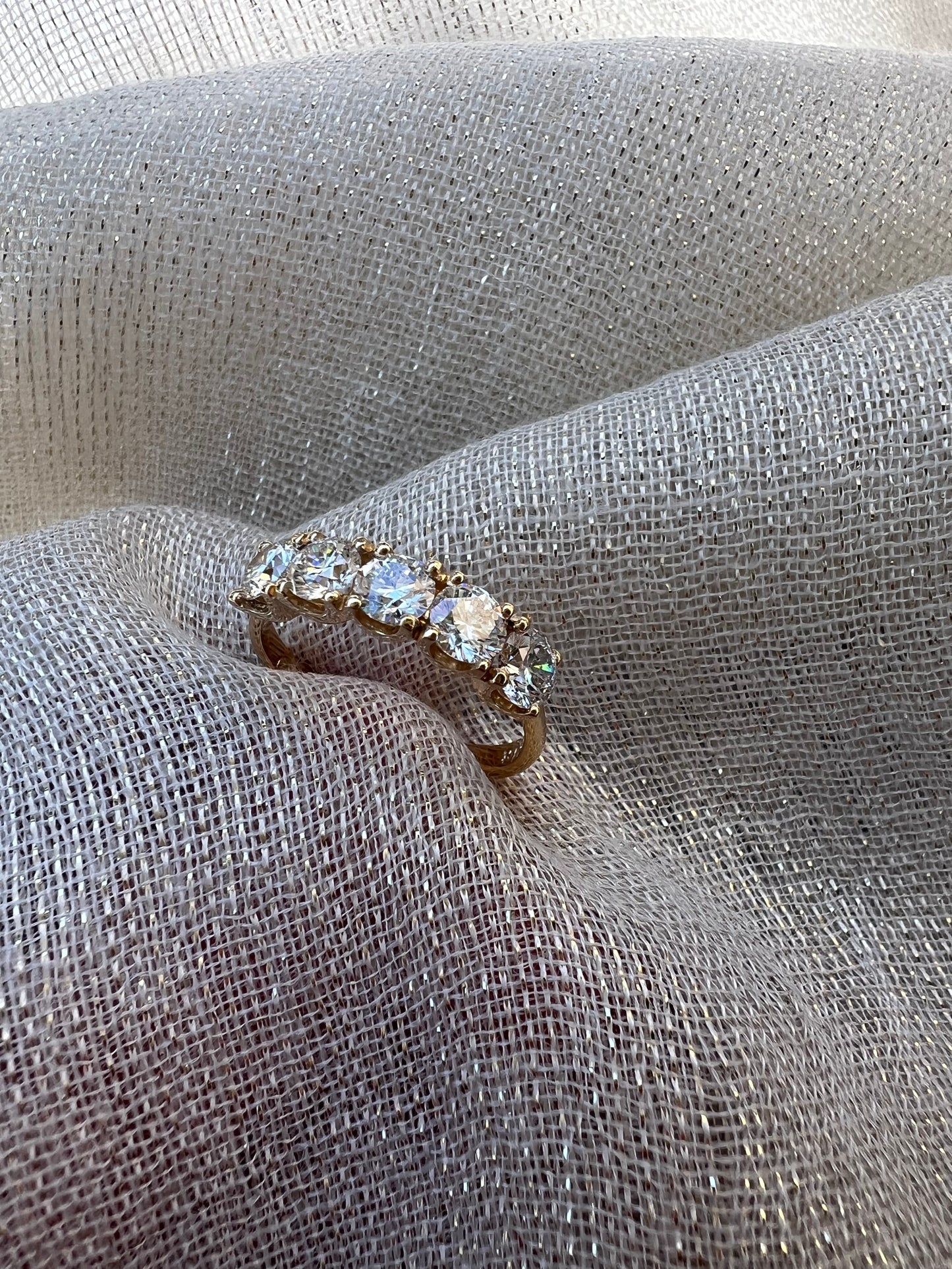 5 stone diamond band 1,52ct