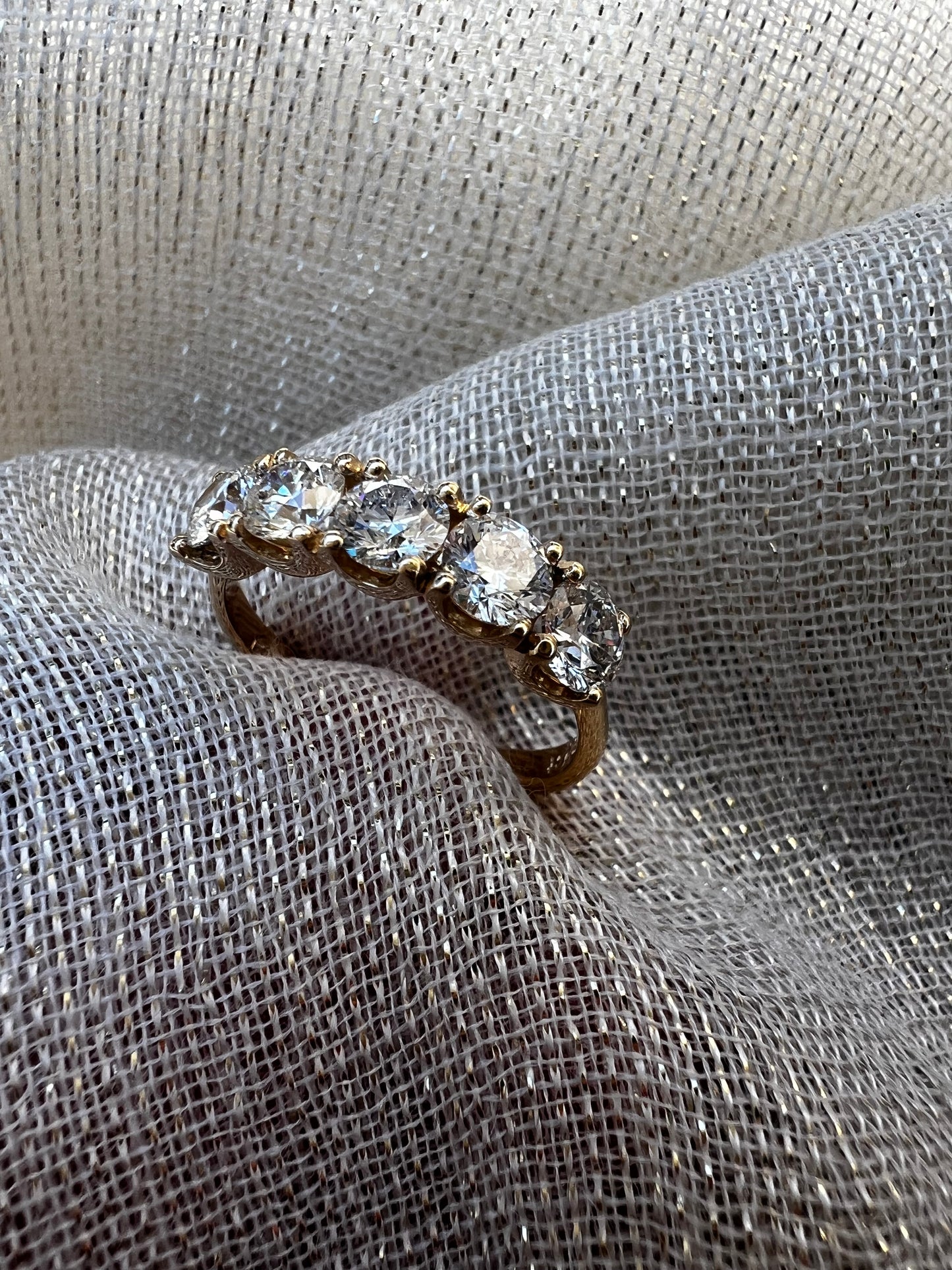 5 stone diamond band 1,52ct