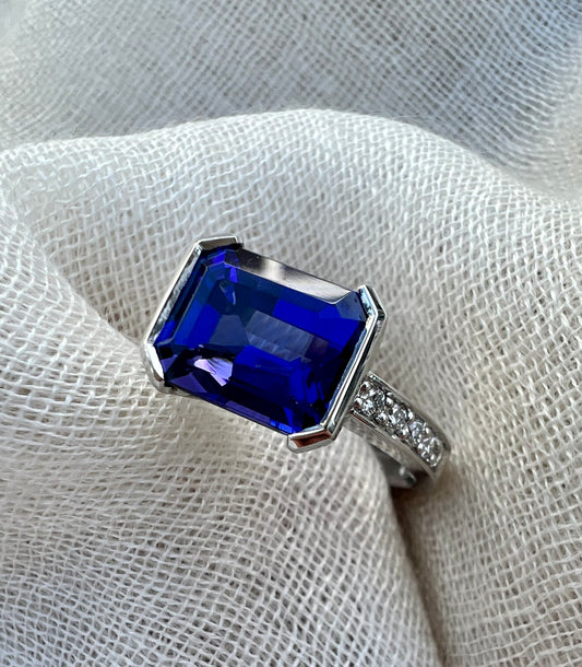 Tanzanite Emerald cut East West ring